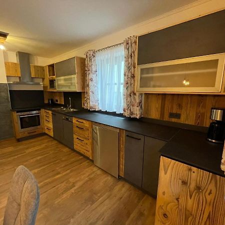 Ferienwohnung Rohrmoser Mit 2 Schlafzimmern Hüttschlag エクステリア 写真